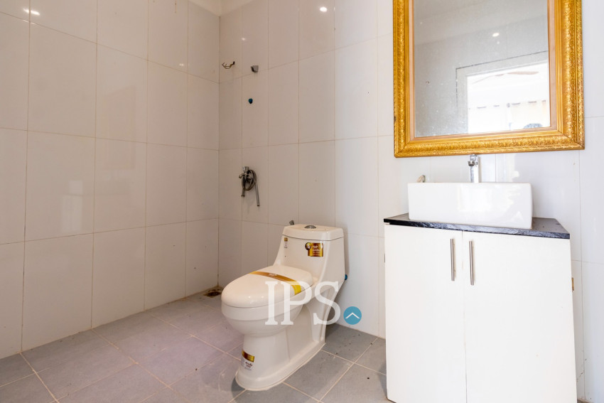 3 Bedroom House For Sale - Kandaek, Prasat Bakong, Siem Reap