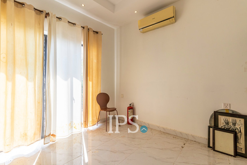 3 Bedroom House For Sale - Kandaek, Prasat Bakong, Siem Reap