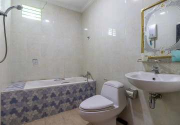 5 Bedroom House For Rent - Slor Kram, Siem Reap thumbnail