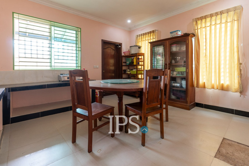 5 Bedroom House For Rent - Slor Kram, Siem Reap