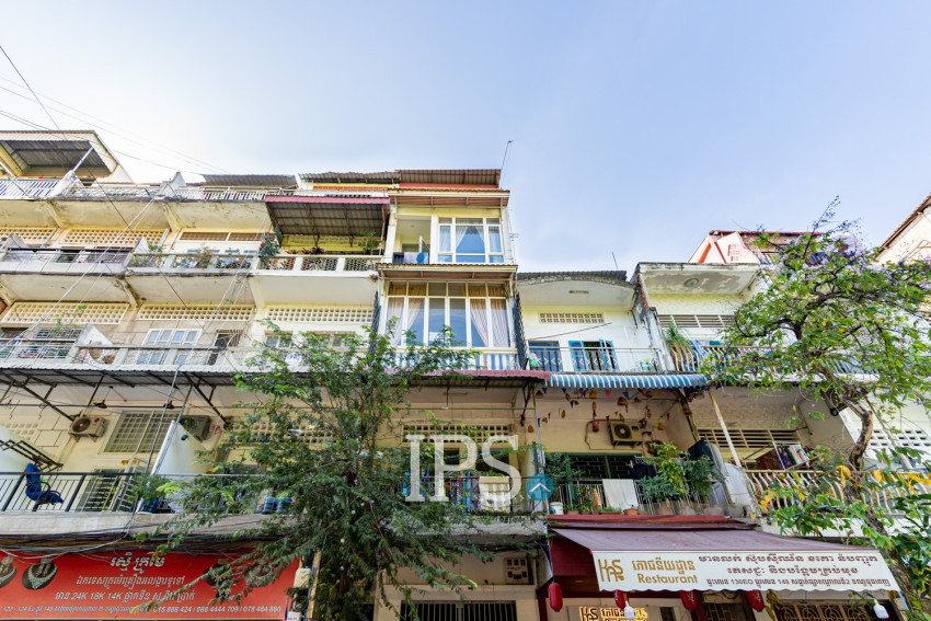 Renovated 3 Bedroom Apartment For Sale - Phsar Kandal 2, Phnom Penh