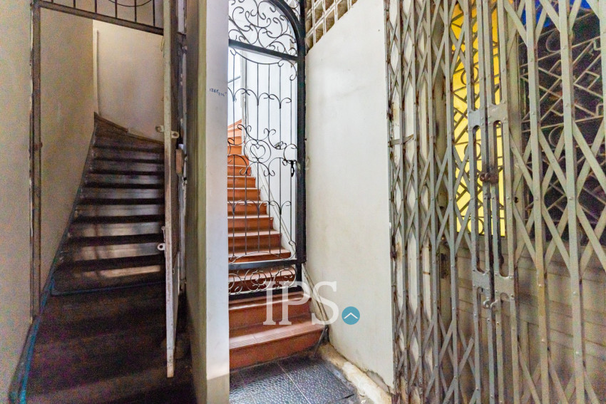 Renovated 3 Bedroom Apartment For Sale - Phsar Kandal 2, Phnom Penh