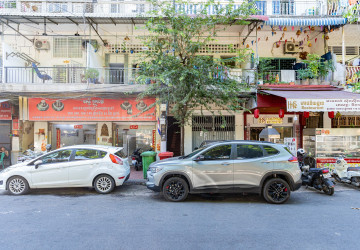 Renovated 3 Bedroom Apartment For Sale - Phsar Kandal 2, Phnom Penh thumbnail
