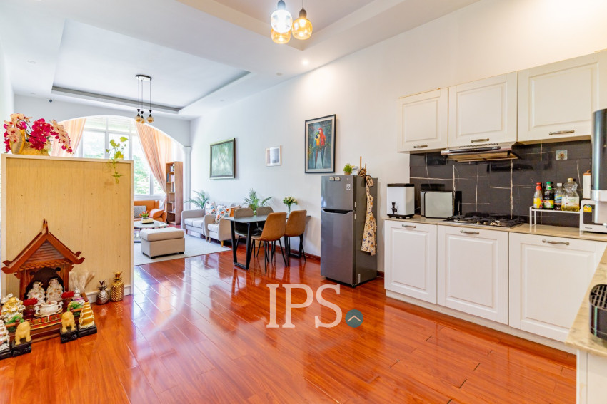 Renovated 3 Bedroom Apartment For Sale - Phsar Kandal 2, Phnom Penh