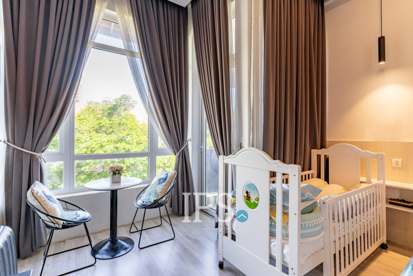 Renovated 3 Bedroom Apartment For Sale - Phsar Kandal 2, Phnom Penh