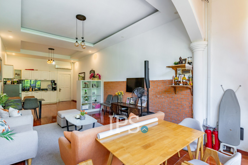 Renovated 3 Bedroom Apartment For Sale - Phsar Kandal 2, Phnom Penh
