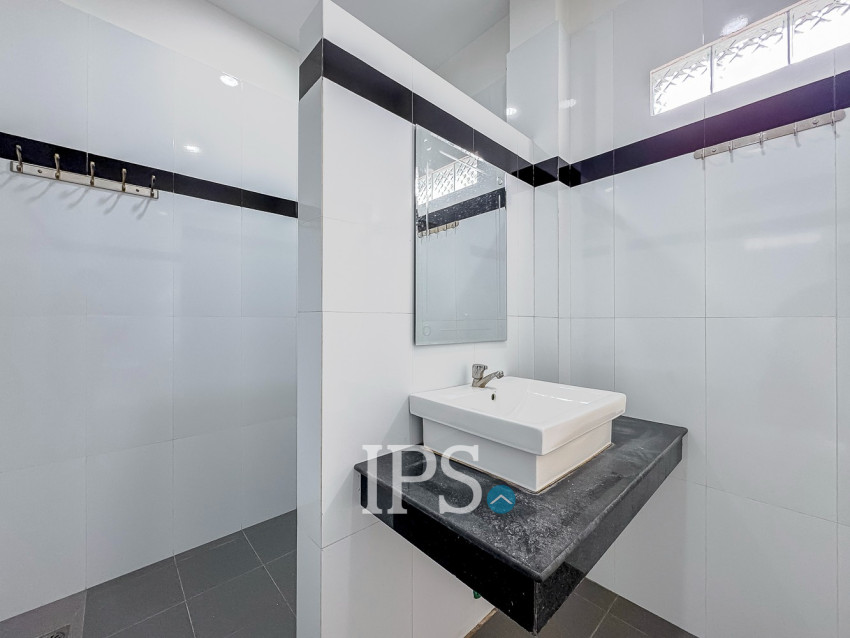 2 Bedroom House For Rent - Svay Dangkum, Siem Reap
