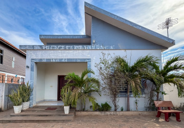 2 Bedroom House For Rent - Svay Dangkum, Siem Reap thumbnail