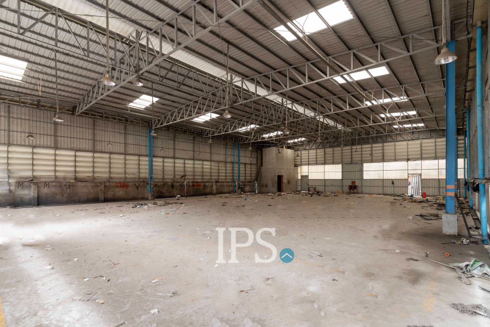 650 Sqm Warehouse For Rent - Boeung Trabek, Phnom Penh - Image 2
