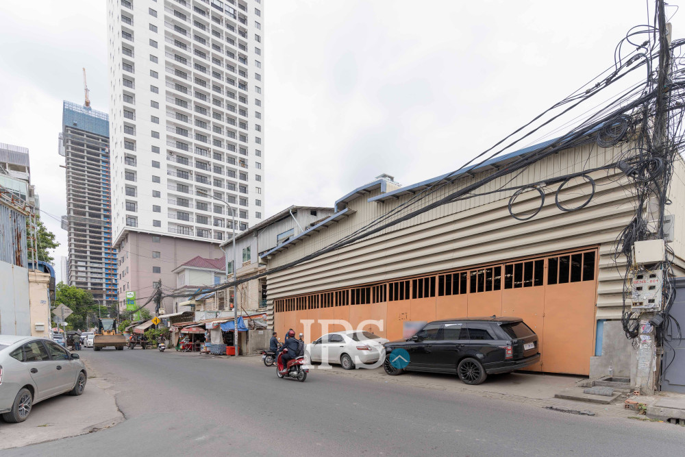 650 Sqm Warehouse For Rent - Boeung Trabek, Phnom Penh - Image 10