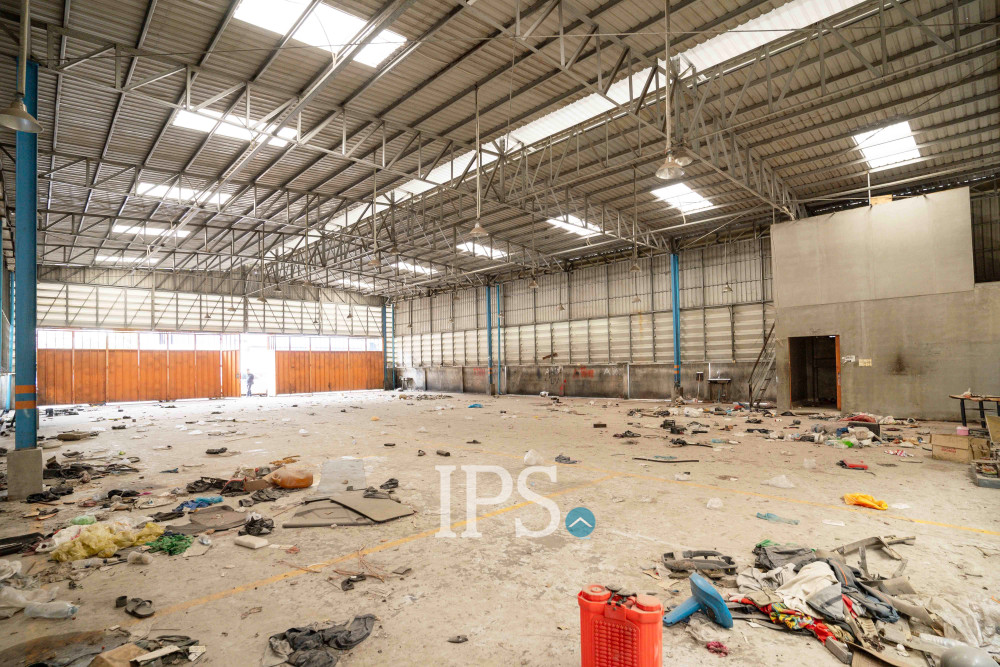 650 Sqm Warehouse For Rent - Boeung Trabek, Phnom Penh - Image 6