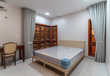 1 Bedroom Serviced Apartment  For Rent - BKK1, Phnom Penh thumbnail