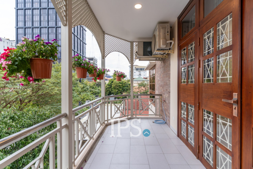 1 Bedroom Serviced Apartment  For Rent - BKK1, Phnom Penh