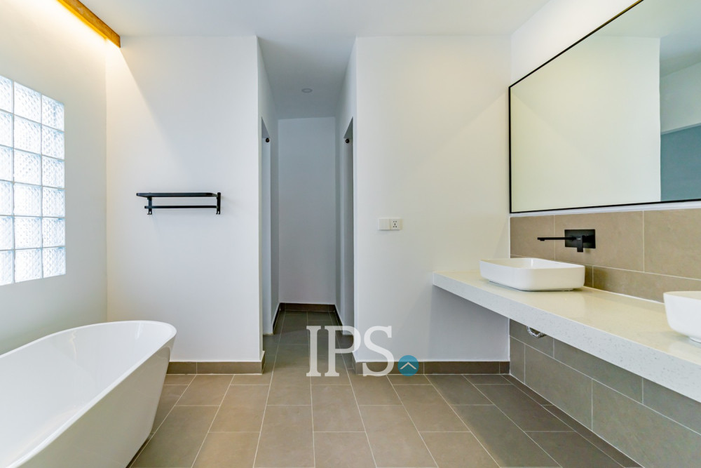 5 Bedroom Villa For Rent - Chakto Mukh, Phnom Penh - Image 35