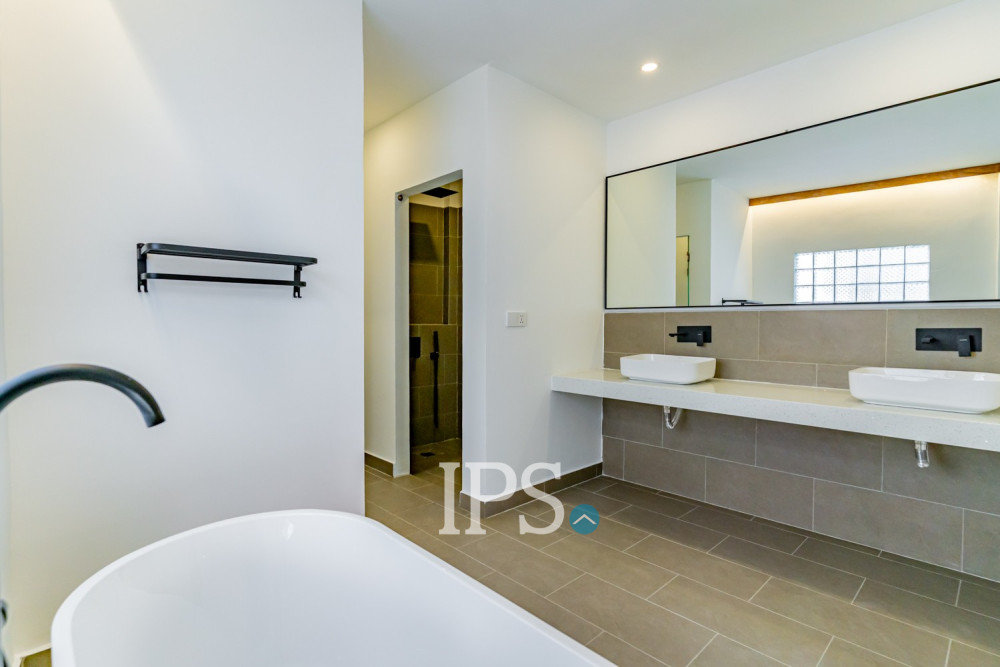 5 Bedroom Villa For Rent - Chakto Mukh, Phnom Penh - Image 38