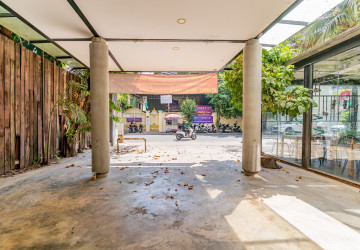210 Sqm Retail Space For Rent - BKK1, Phnom Penh thumbnail