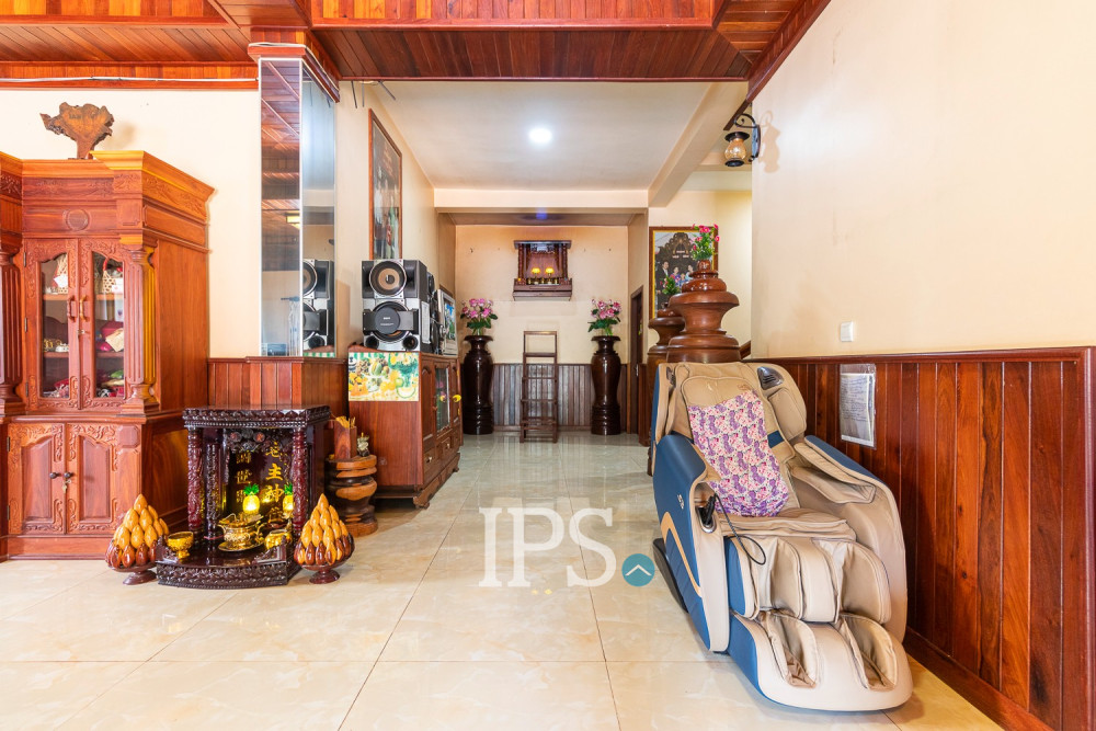 8 Bedroom House For Rent - Kouk Chak, Siem Reap - Image 6