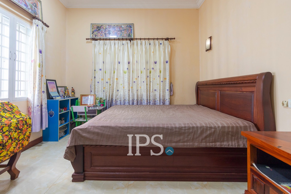8 Bedroom House For Rent - Kouk Chak, Siem Reap - Image 15