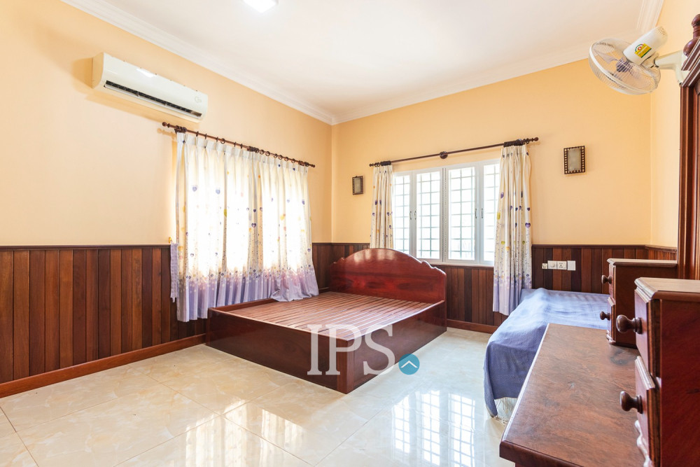 8 Bedroom House For Rent - Kouk Chak, Siem Reap - Image 19