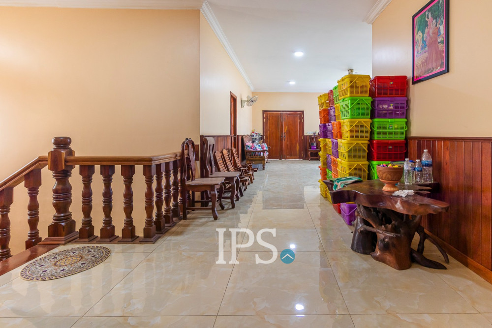 8 Bedroom House For Rent - Kouk Chak, Siem Reap - Image 11
