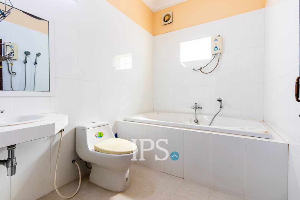 8 Bedroom House For Rent - Kouk Chak, Siem Reap - Image 23