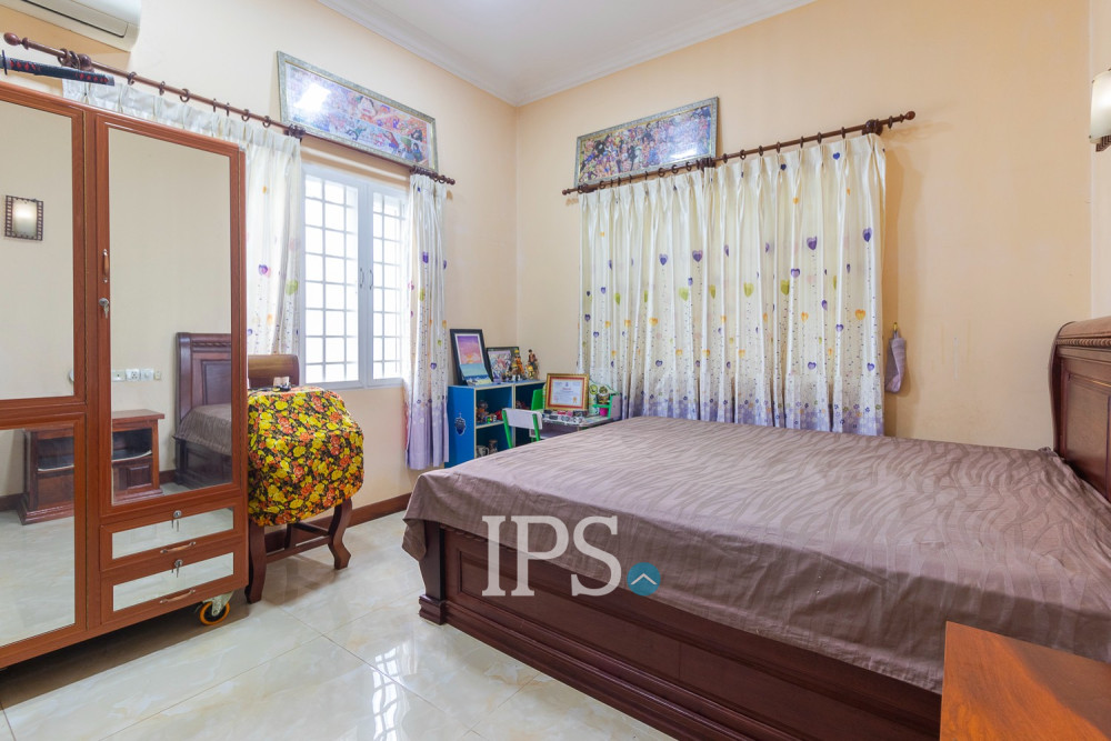 8 Bedroom House For Rent - Kouk Chak, Siem Reap - Image 16