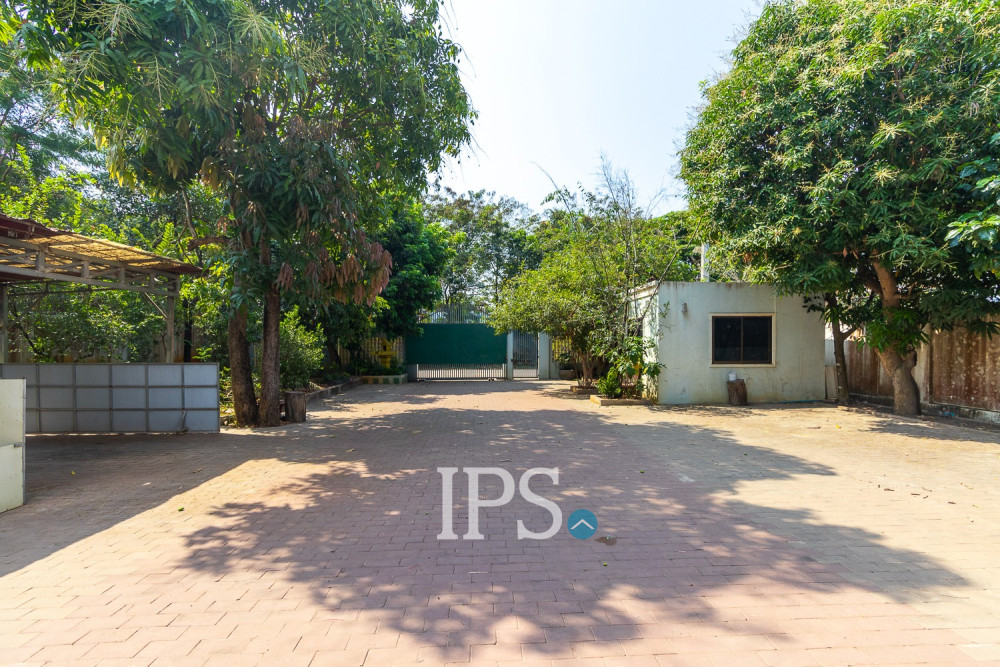 8 Bedroom House For Rent - Kouk Chak, Siem Reap - Image 37