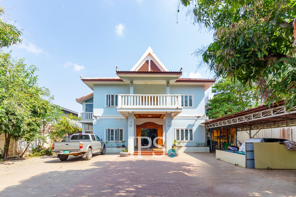 8 Bedroom House For Rent - Kouk Chak, Siem Reap - Image 2