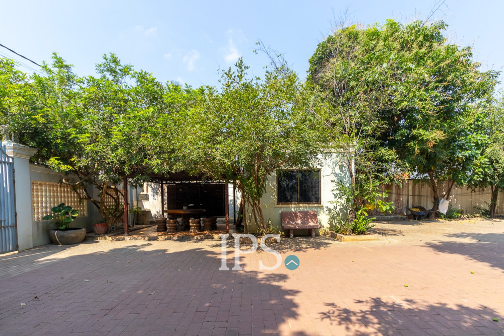 8 Bedroom House For Rent - Kouk Chak, Siem Reap - Image 39