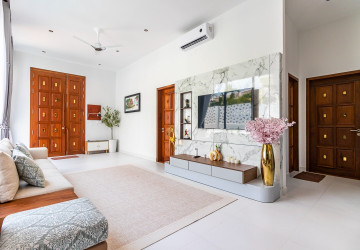 2 Bedroom Villa For Rent - Svay Dangkum, Siem Reap thumbnail