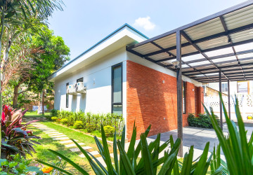 2 Bedroom Villa For Rent - Svay Dangkum, Siem Reap thumbnail