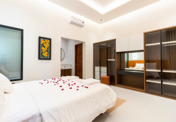 2 Bedroom Villa For Rent - Svay Dangkum, Siem Reap thumbnail