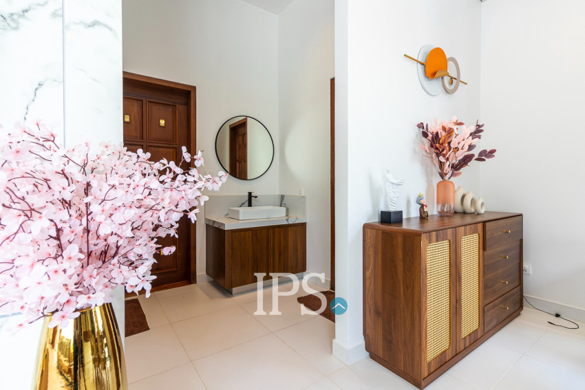 2 Bedroom Villa For Rent - Svay Dangkum, Siem Reap