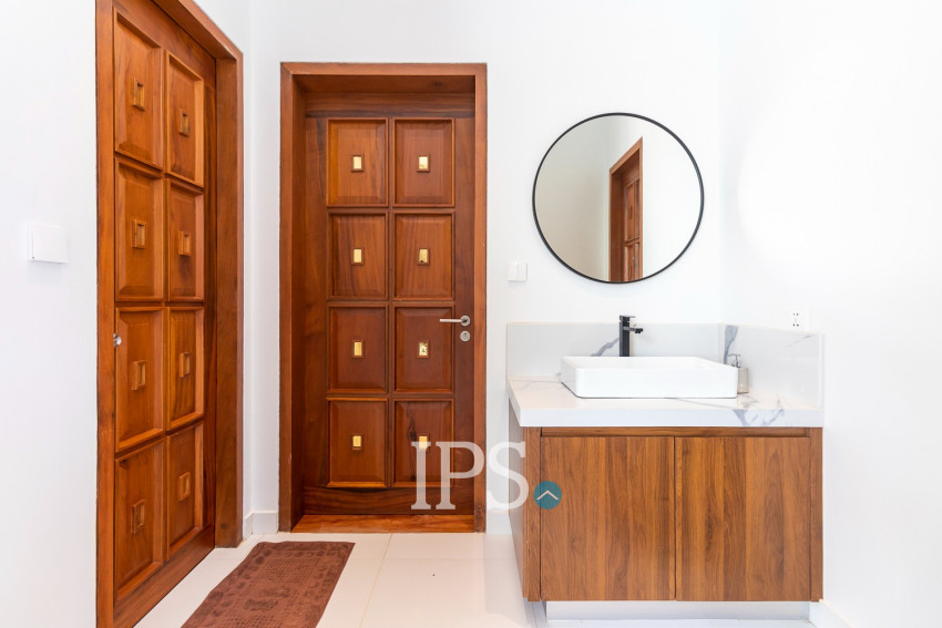 2 Bedroom Villa For Rent - Svay Dangkum, Siem Reap