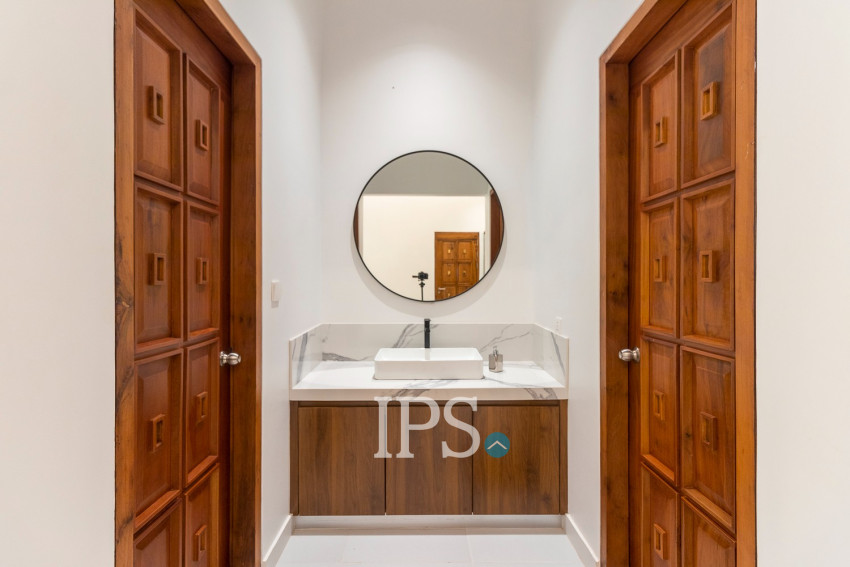 2 Bedroom Villa For Rent - Svay Dangkum, Siem Reap