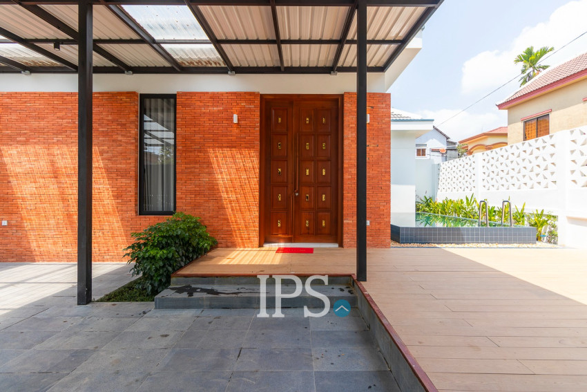 2 Bedroom Villa For Rent - Svay Dangkum, Siem Reap