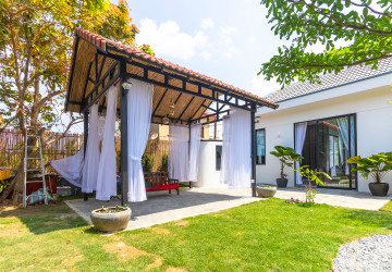 2 Bedroom Villa For Rent - Svay Dangkum, Siem Reap thumbnail