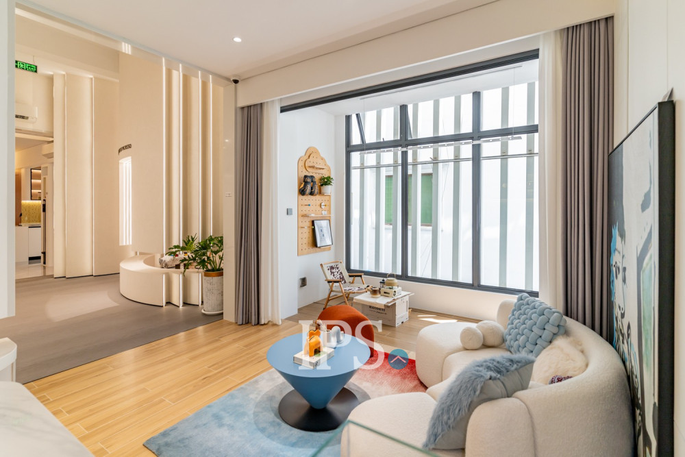 1 Bedroom Condo For Sale - Picasso Sky Gemme Type A1 Luxury Condominium - BKK1, Phnom Penh - Image 2