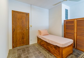 Townhouse 3 Bedroom For Sale -  Chakto Mukh, Phnom Penh thumbnail