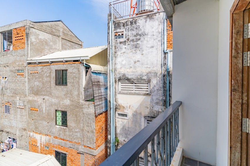 Townhouse 3 Bedroom For Sale -  Chakto Mukh, Phnom Penh