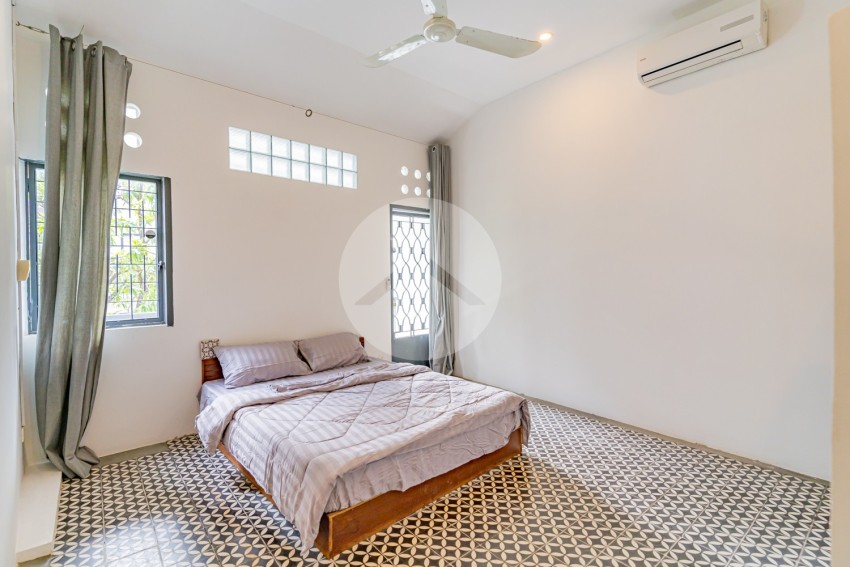 Townhouse 3 Bedroom For Sale -  Chakto Mukh, Phnom Penh
