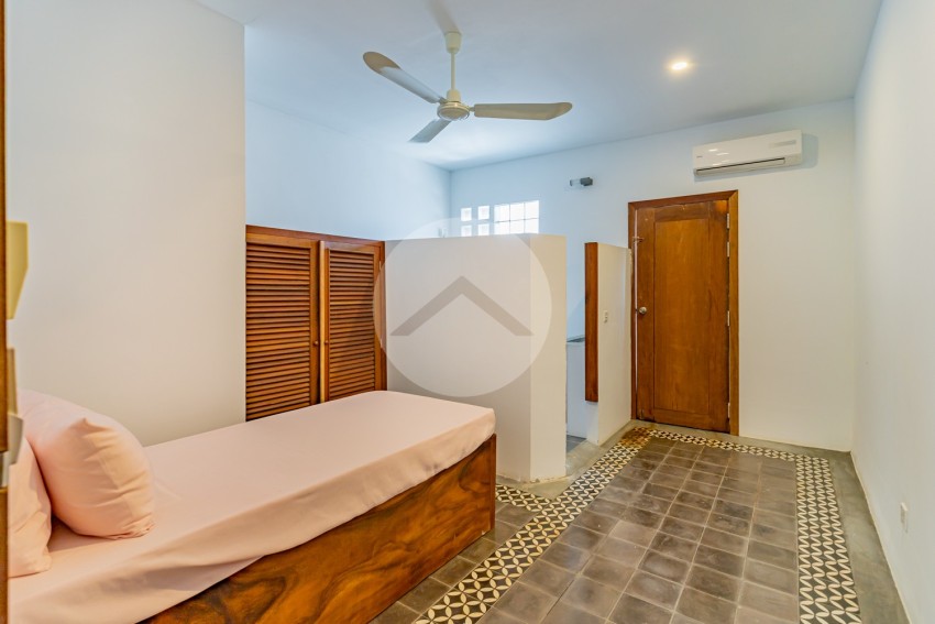 Townhouse 3 Bedroom For Sale -  Chakto Mukh, Phnom Penh