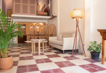 3 Bedroom Townhouse  For Sale -  Chakto Mukh, Phnom Penh thumbnail