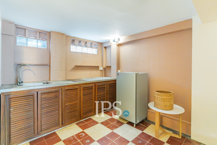 3 Bedroom Townhouse  For Sale -  Chakto Mukh, Phnom Penh