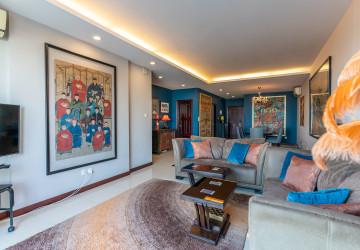 7th Floor 2 Bedroom Condo For Sale - Rose Condo, Tonle Bassac, Phnom Penh thumbnail