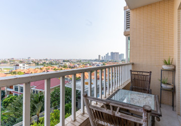 7th Floor 2 Bedroom Condo For Sale - Rose Condo, Tonle Bassac, Phnom Penh thumbnail