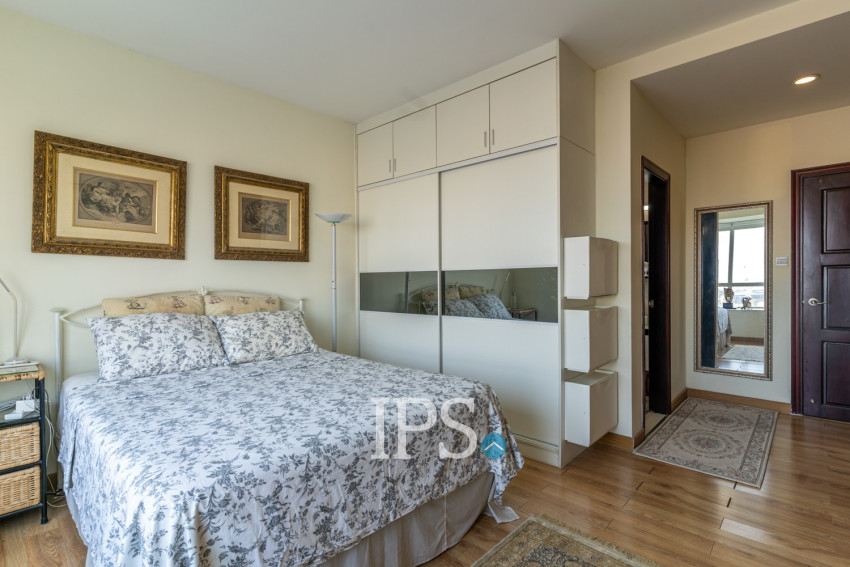 7th Floor 2 Bedroom Condo For Sale - Rose Condo, Tonle Bassac, Phnom Penh