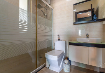 7th Floor 2 Bedroom Condo For Sale - Rose Condo, Tonle Bassac, Phnom Penh thumbnail