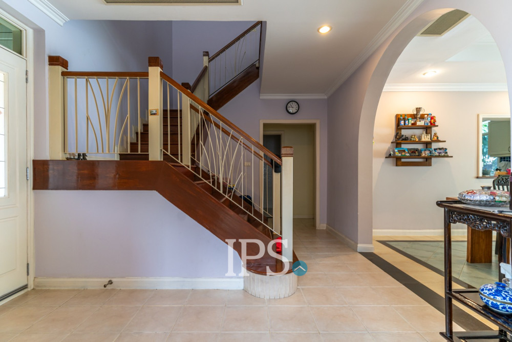 3 Bedroom Villa For Sale - North Bridge, Teuk Thla, Phnom Penh - Image 28