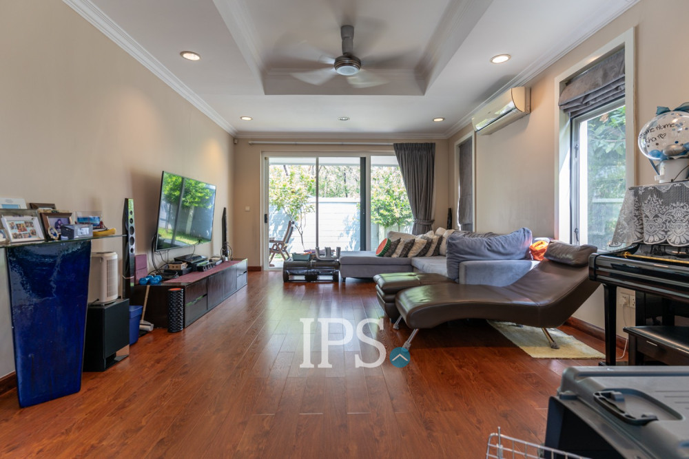 3 Bedroom Villa For Sale - North Bridge, Teuk Thla, Phnom Penh - Image 8
